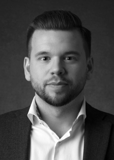 Porträttbild på Sebastian Prien från INVID